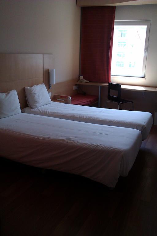 Hotel Ibis Shenyang Tiexi Esterno foto