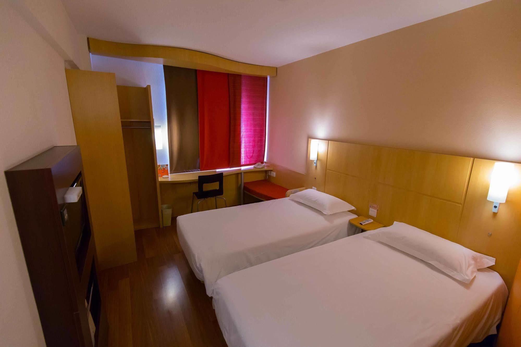 Hotel Ibis Shenyang Tiexi Esterno foto
