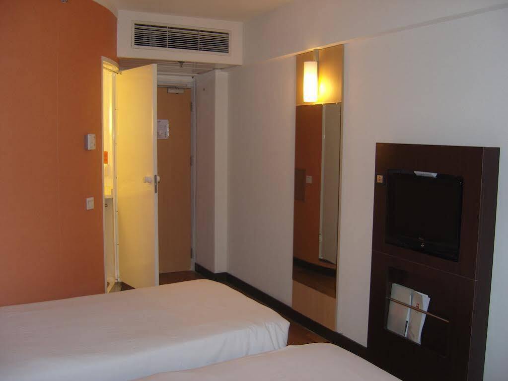 Hotel Ibis Shenyang Tiexi Esterno foto