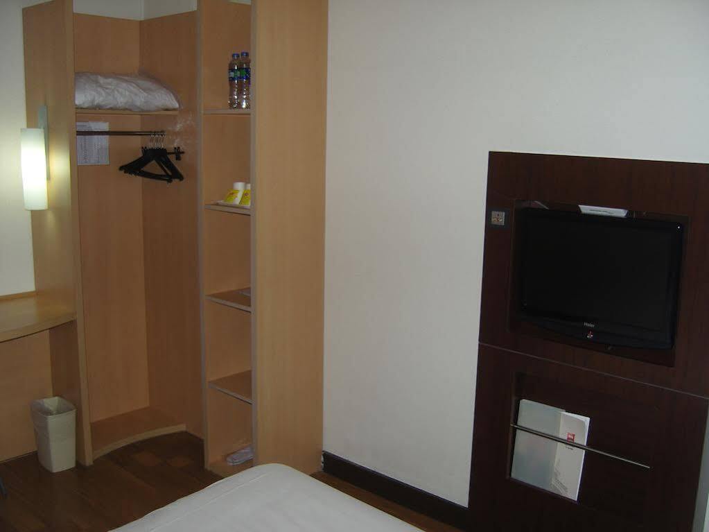 Hotel Ibis Shenyang Tiexi Esterno foto